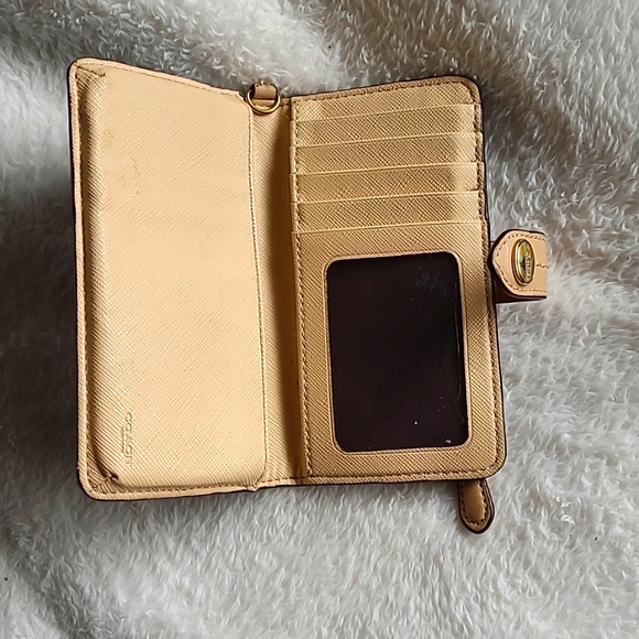 Coach Wallet - Picture 4 of 5